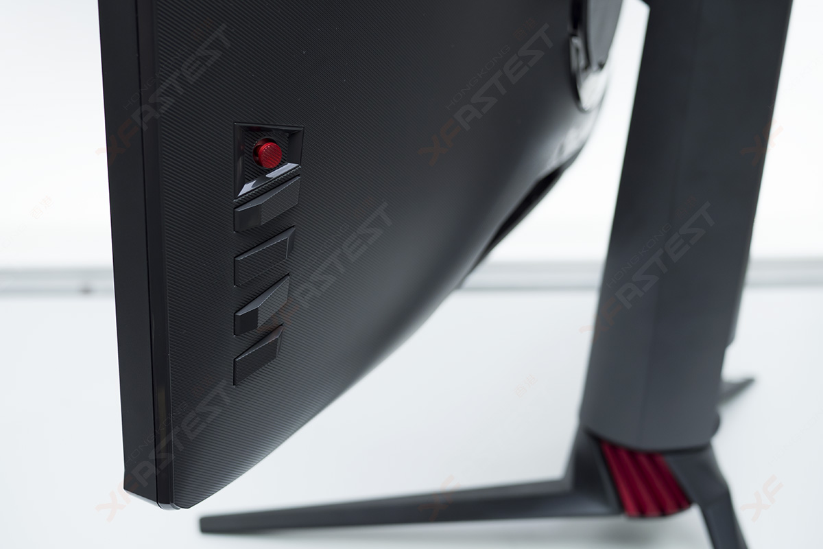 XF開箱] ASUS ROG Strix XG27UQ - 4K 144Hz 夢幻組合DSC植入DP輕鬆連接